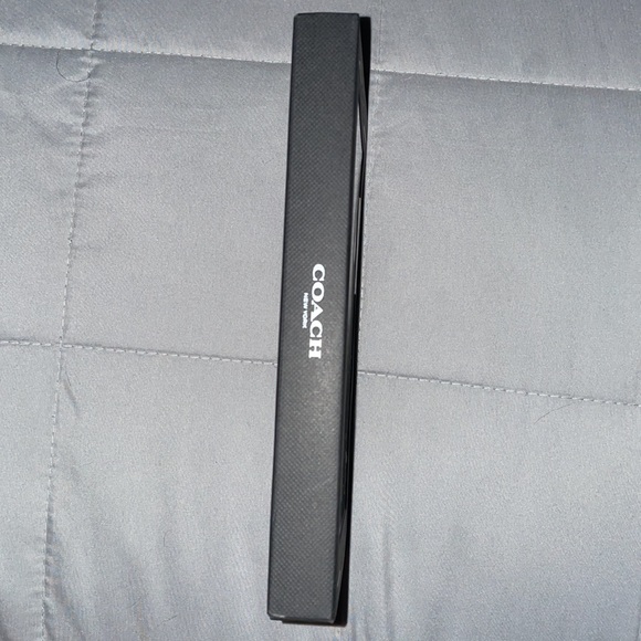 Coach IPhone 12 & IPhone 12 Pro phone case - Picture 3 of 4